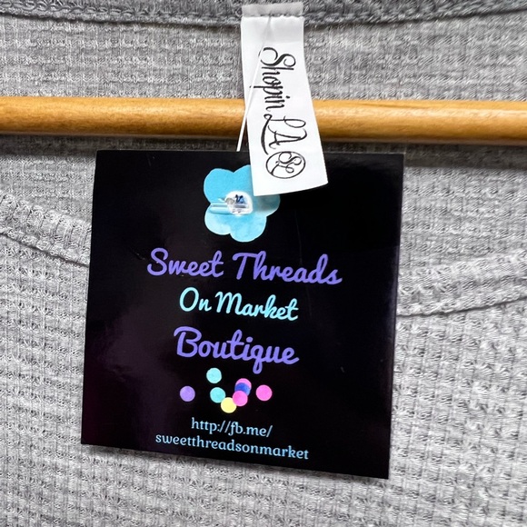 Shop in LA Color Block Waffle Weave Shirt w/ Contrasting Animal Print Large NWT - Picture 9 of 11